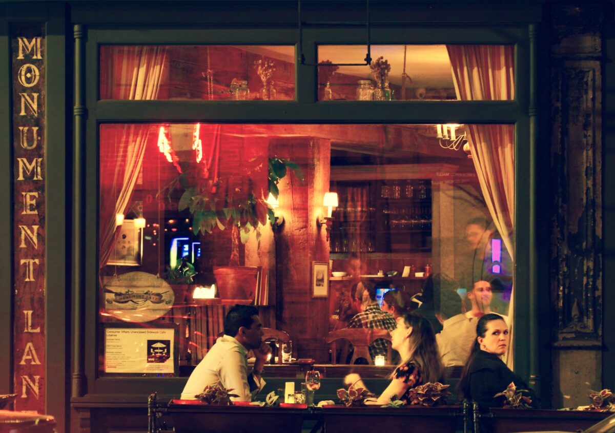 Les meilleurs restaurants romantiques à Barcelone pour une soirée de rendez-vous inoubliable