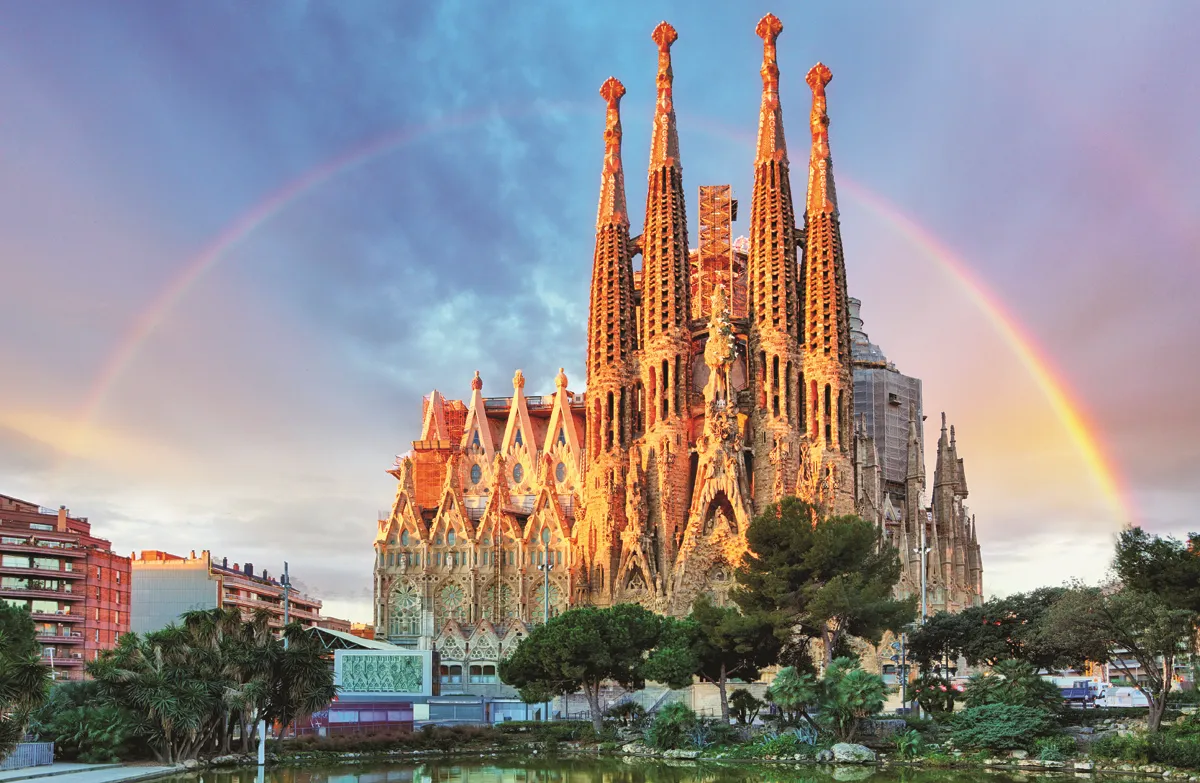 La Sagrada Familia: An Architectural Masterpiece in Barcelona
